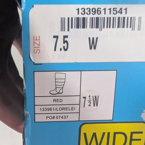 Domonique Nicole Red Sueded Leather Boots - Picture 2 of 3